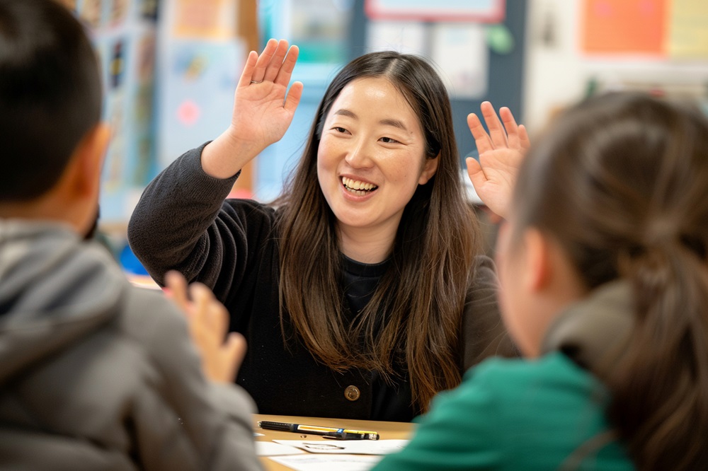 Laugh and Learn: The Funniest Ways to Improve Your English on Social Media