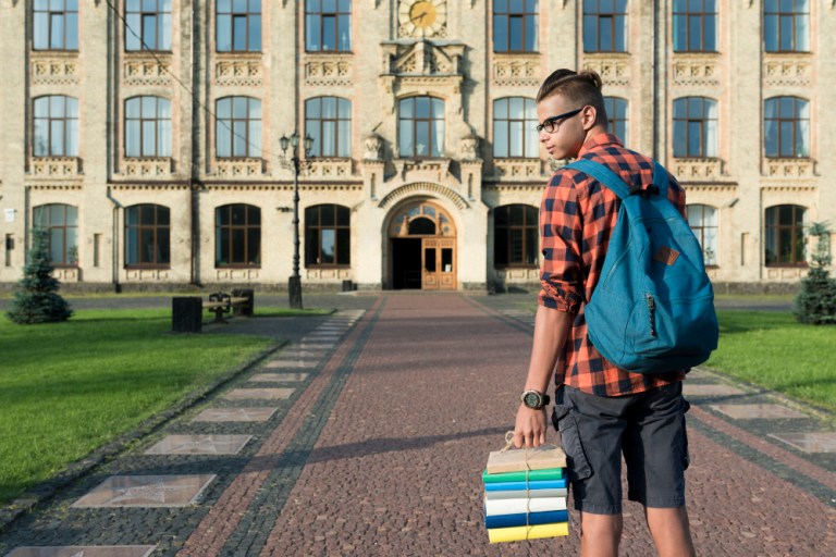 The Best Advice for College Freshman to Start Your Journey With Confidence